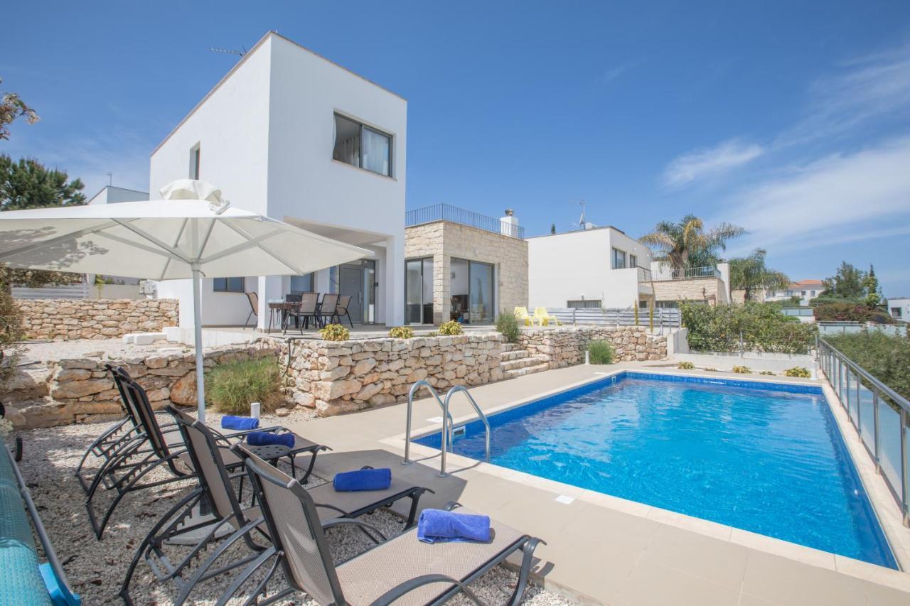 Esprit Villa 30 Polis Exterior photo