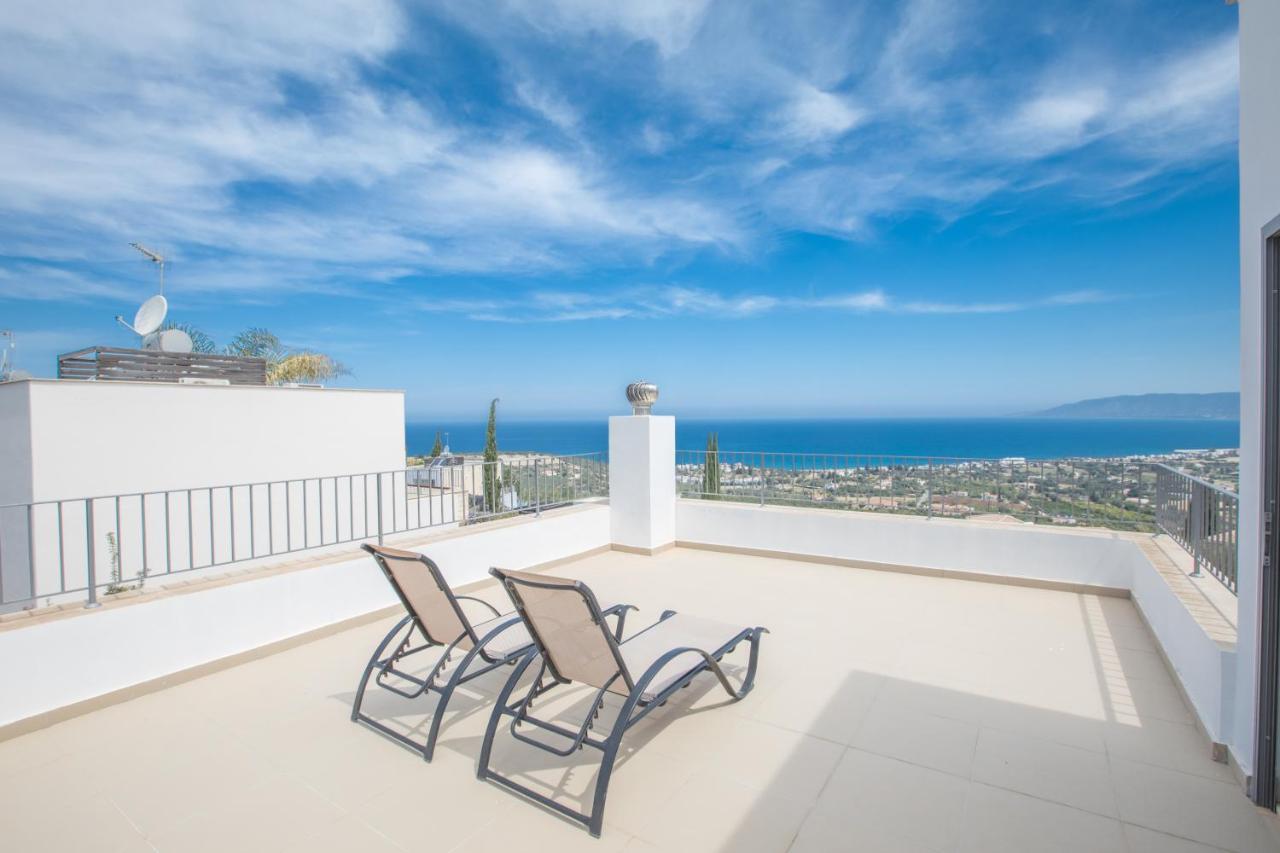 Esprit Villa 30 Polis Exterior photo
